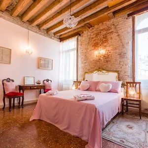 San Polo Apartment